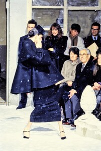 002-john-galliano-fall-1995-ready-to-wear-CN00119579.jpg