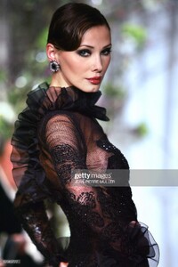 petrova s05geraldWatelet-HC-1e.jpg