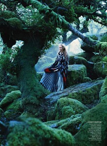 Jansson_US_Vogue_September_2015_04.thumb.jpg.4978e8d45c8254c9d773e02f66517378.jpg