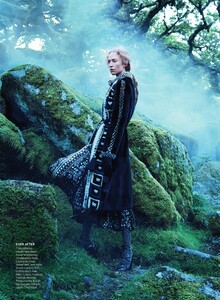 Jansson_US_Vogue_September_2015_12.thumb.jpg.28b3a69e0b8b27ec02e660b17bf9e8c8.jpg