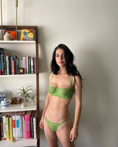 adelaide-kane-1591367.jpg