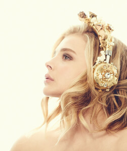 chloe_moretz_modern_luxury_angeleno_2.jpg