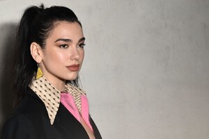 dua-lipa-at-prada-fashion-show-in-milan-02-23-2023-0.jpg