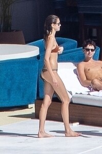 kaia-gerber-in-bikini-at-a-pool-in-cabo-san-lucas-01-04-2023-1.jpg