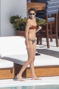 kaia-gerber-in-bikini-at-a-pool-in-cabo-san-lucas-01-04-2023-3.jpg