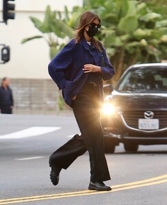 kaia-gerber-out-and-about-in-los-angeles-01-14-2023-5.jpg