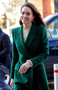 kate-middleton-visits-university-of-leeds-in-leeds-01-31-2023-14.jpg