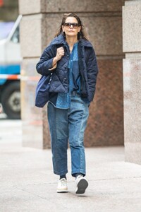 katie-holmes-out-and-about-in-new-york-02-22-2023-0.jpg