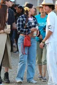 lana-del-rey-leaves-malibu-chili-cook-off-09-03-2022-4.jpg
