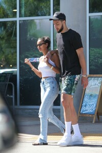maya-jama-and-ben-simmons-out-in-los-angeles-05-06-2022-0.jpg