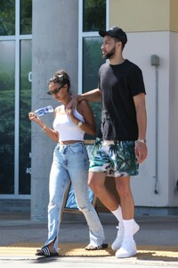 maya-jama-and-ben-simmons-out-in-los-angeles-05-06-2022-4.jpg