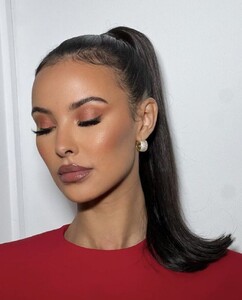 maya-jama-instagram-photos-12-30-2022-1.jpg