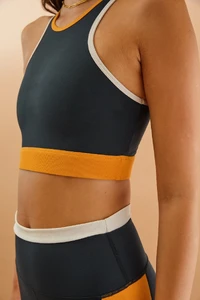 momentum-sports-bra-blackmarigold-774014.webp