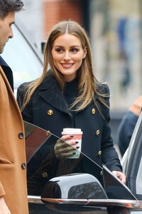 olivia-palermo-leaves-ambroeus-restaurant-in-new-york-02-09-2023-4.jpg