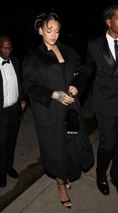 rihanna-arrives-at-giorgio-baldi-in-santa-monica-01-10-2023-6.jpg
