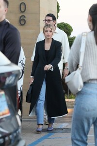 sofia-richie-and-elliot-grainge-out-for-lunch-at-nobu-in-malibu-06-29-2022-8.jpg