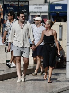 sofia-richie-and-elliot-grainge-out-in-st-tropez-07-14-2022-6.jpg
