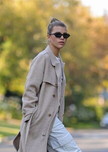 sofia-richie-out-and-about-in-los-angeles-11-23-2022-0.jpg