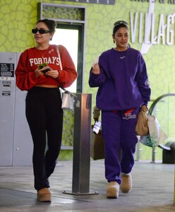 vanessa-hudgens-in-comfy-outfit-in-los-angeles-02-08-2023-2.jpg