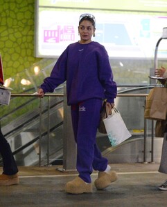 vanessa-hudgens-in-comfy-outfit-in-los-angeles-02-08-2023-3.jpg