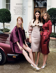 vogue-uk-2013-02-feb-131.thumb.jpg.6aceb7d81e5e8ea7d2e4ce8d904265aa.jpg