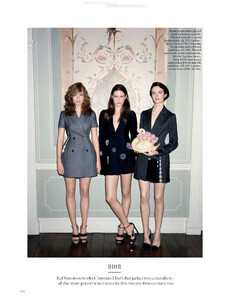 vogue-uk-2013-02-feb-134.thumb.jpg.63f77ec4a2e4d9d0f630b8b55601b951.jpg