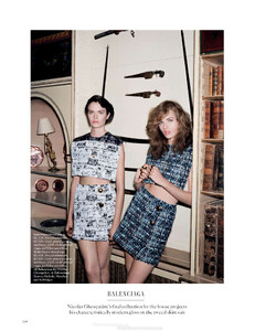 vogue-uk-2013-02-feb-140.thumb.jpg.ffbaea0ad87a610fc37152f49f532d29.jpg