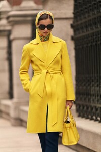 00010-RalphLauren-Resort-22-NewYork-credit-brand.thumb.jpg.b1a9186194cdbc307340efbc491a4b46.jpg