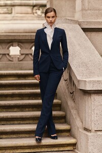 00025-RalphLauren-Resort-22-NewYork-credit-brand.thumb.jpg.288583a0d5c6975ebbecf40dc2d03f7f.jpg