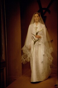 Lucie de la Falaise YSL SS 1993 HC 1.jpg