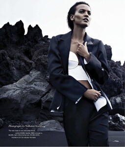 1814424558_harper-bazaar-2013-03-mar(dragged)84.thumb.jpg.cd6ae3fd07f78a9fde4ac5046515d194.jpg