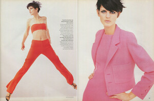 1996-3-vogue-uk-st-9a_orig.thumb.jpg.4da35809a903c6479469cf6dc6be2bf4.jpg