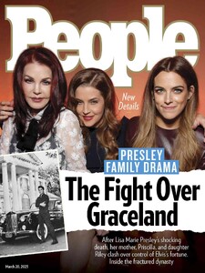 Riley Keough-People-Eua.jpg