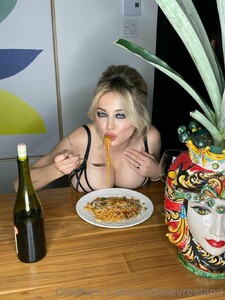 CarolineVreelandFlauntingHerBigBoobInALaceLingerieCamSoda1.jpg