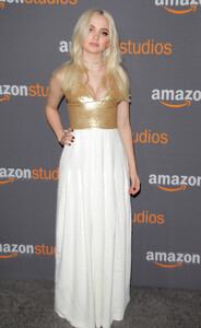 PicturePub_Dove_Cameron_007.jpg