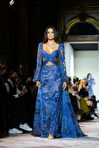Zuhair-Murad-Spring-2022-Couture-Collection-Style-Fashion-Runway-Paris-Fashion-Week-Tom-Lorenzo-Site-TLO-17.jpg