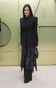 demi-moore-at-versace-fw23-show-at-pacific-design-center-in-west-hollywood-03-09-2023-1.jpg