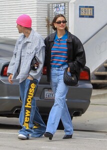 hailey-rhode-bieber-and-justin-bieber-out-in-west-hollywood-03-13-2023-5.jpg