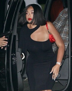 jordyn-woods-at-nobu-in-malibu-06-14-2021-9.jpg