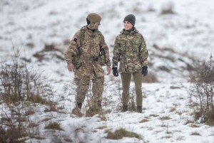 kate-middleton-visit-irish-guards-on-salisbury-plain-in-salisbury-03-08-2023-2.jpg