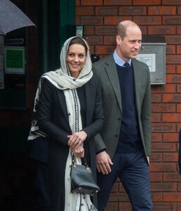 kate-middleton-visits-hayes-muslim-centre-in-hayes-03-09-2023-6.jpg