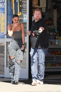 kim-kardashian-and-james-corden-filming-carpool-karaoke-in-malibu-03-03-2023-1.jpg