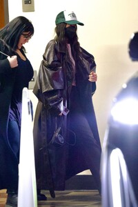 kylie-jenner-out-and-about-in-west-hollywood-02-20-2023-4.jpg