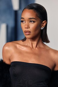 laura-harrier-2023-vanity-fair-oscar-party-in-beverly-hills-2.jpg