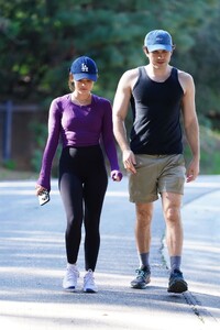 lucy-hale-go-for-a-hike-in-studio-city-03-07-2023-2.jpg