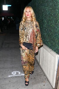 rachel-zoe-leaves-jessica-alba-s-birthday-party-in-west-hollywood-04-28-2022-3.jpg