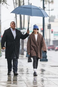 sofia-richie-heading-to-a-spa-in-beverly-hills-03-10-2023-5.jpg