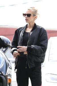 stella-maxwell-out-in-los-angeles-03-09-2023-4.jpg