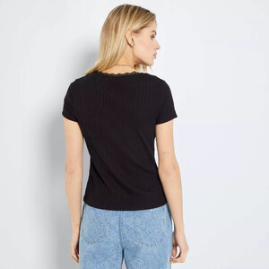 t-shirt-cotele-avec-dentelle-noir-adc94_2_zc4.jpg