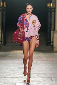 00017-Isabel-Marrant-Spring-22-RTW-Paris-credit-Gorunway.thumb.jpg.7ba46be74f7d19a51f5db8ce1b4582a8.jpg
